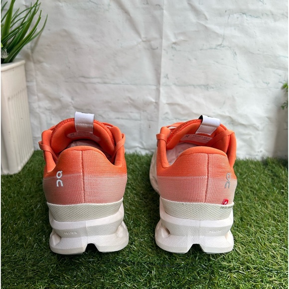 On Cloudsurfer MEN SHOES Flame | White
SIZE Men 7.5 women 9 new /unisex? main image 15